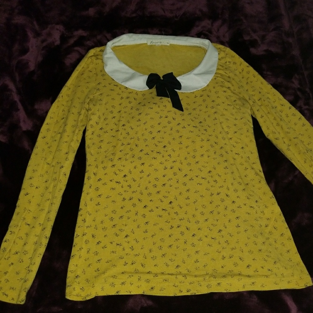 Peter pan collar blouse